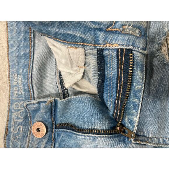 Vanilla Star Mid Rise Skinny Jeans Blue Size 27 Embellished Ripped Juniors‎ - Picture 11 of 11